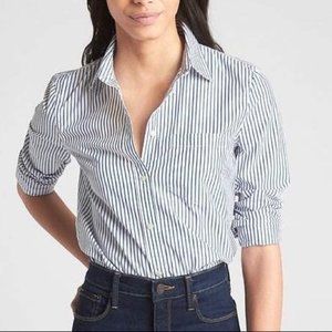 NWT Gap Fitted Boyfriend Shirt - Oxford - Small